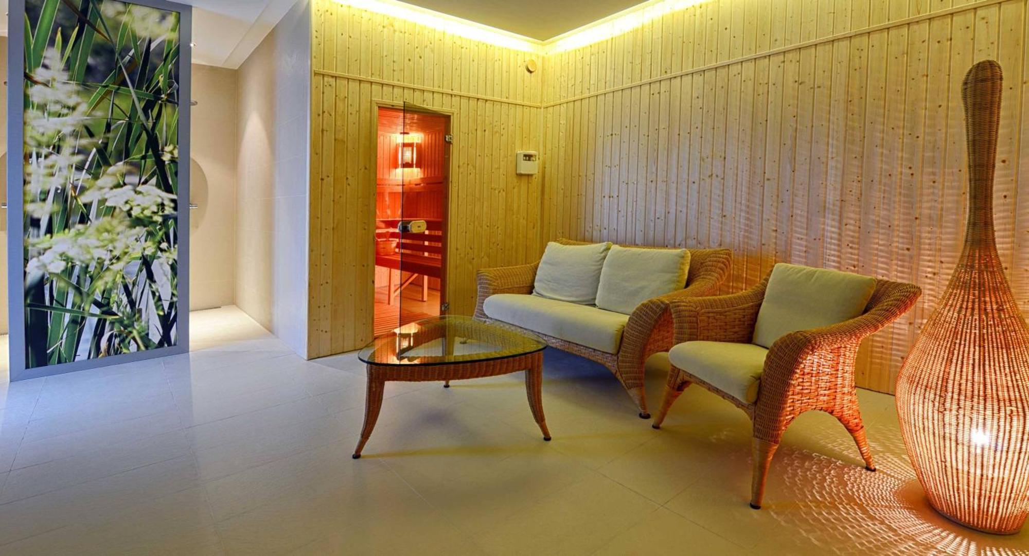 Hotel Port 110 Ilawa Luaran gambar